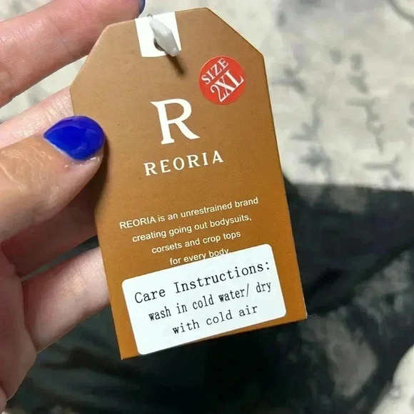 Lace bodysuit - Picture 3 of 3